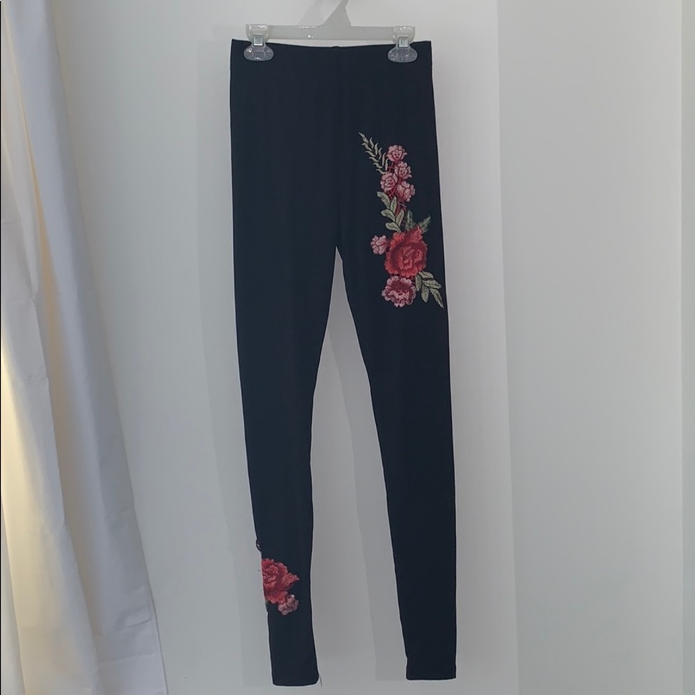 Women’s Rue21 leggings